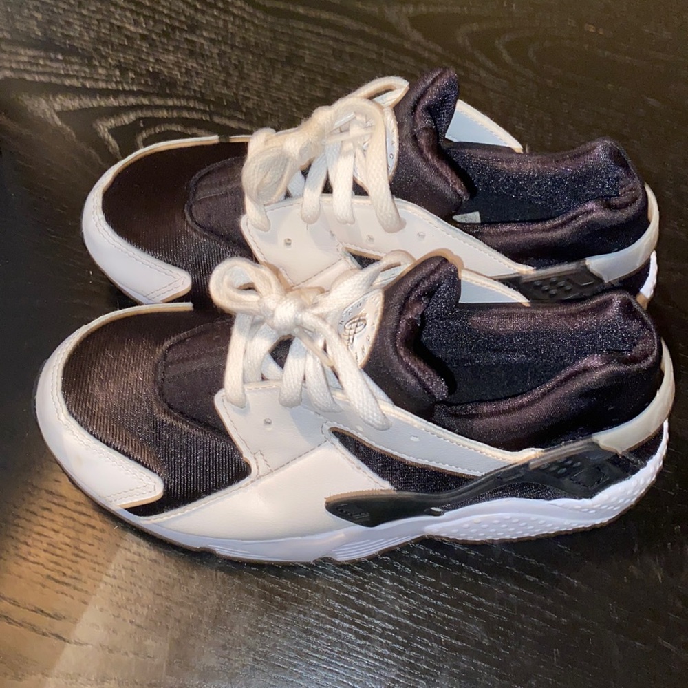 Nike Huarache Run
Boys'